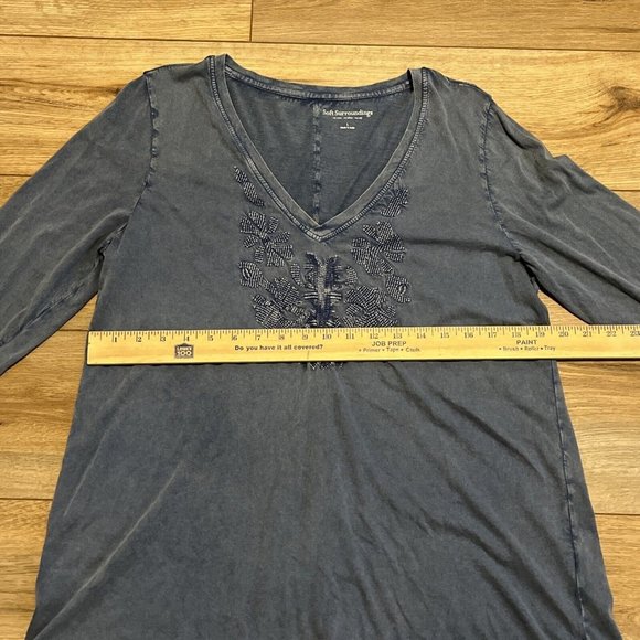Soft Surroundings T Shirt SZ Large Blue Embroidered V Neck Long Sleeve India - Picture 5 of 10